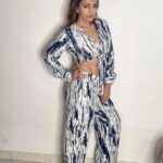 Navina Bole Instagram - I believe in me!🌟😎💙🤍💥 Outfit : @beachnhill Managed by : @publiquedom #post #newpost #photos #photosoftheday #newphotos #picsoftheday #newpics #instapost #instagram #instagood #ootd #designerwear #coordset #pose #attitude #swag #keephustling #shadow #knottedshirt #explorepage #explore #navinabole #lifeisbeautiful #positivevibes #omsairam #happythursday #swipeleft My Happy Place