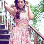 Navina Bole Instagram - Just like flowers, i bloom where i am planted🩷🪷🌷🌺 Photographer: @portraitdeewana Stylist: @style_deintrepide Outfit: @oldmarigoldindia Jewelry: @silver.kiosk Makeup: @rouge_makeovers Hair: @ayushiiijainnn Location: @1522inmumbai #picoftheday #photooftheday #newphoto #newpic #newpost #instapost #instapic #instagram #instagood #ootd #ethnicwear #jewelry #pose #explorepage #explore #navinabole #omsairam #tuesday #positivevibes 1522 Mumbai