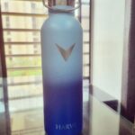 Navina Bole Instagram - Hydration is the key to good health! And the motivation to hydrate becomes so much stronger when you have a water bottle this beautiful, durable, and portable!! And the cherry on the cake is you stand a chance to win a 4 day luxury stay cation on buying these limited edition water bottles from @harve.in They have just 1000 exclusive pieces of this beauty available, so grab yours before it's too late! @harve.in Use my code NAVINA5 to get a straight 5% discount on your purchase 🩵💙 #newpost #newpics #instapost #instapics📷 #hydrate #waterbottle #exclusive #limitededition #fitnessmotivation #healthyhabits #fitnessaddict #fitness #keephustling #explorepage #explore #navinabole #hurryup #dontmissout #harve #nomondayblues #positivevibes