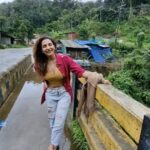 Navina Bole Instagram - Rejuvenated and Energised after experiencing the sheer natural beauty of #munnar 💚🌴🌿☘️ Get ready to be spammed with the vacation dump🙃😎 #reelsinstagram #reeloftheday #reelofinstagram #reeltrending #reelitfeelit #instareelsindia❤️ #instareel #reels #travel #traveldiaries #vacationwithdrawals #vacationstateofmind #vacayvibes #greenery #nature #waterfall #foodforthesoul #relaxation #rejuvenation #detox #newreels #explorepage #explore #navinabole #kerela #munnar #takemeback #tuesdaythoughts #omsairam #positivevibes Munnar Hill Station