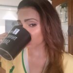 Navina Bole Instagram - When you know , you know🙄😁🥲 #reelsinstagram #reeloftheday #reels #funnyreels #funny #sarcasm #mykindahumor #instareelsindia❤️ #instareel #instagram #instagood #sunday #sundaymusings #fromthedrafts #instagood #explorepage #explore #navinabole #omsairam #positivevibes #laugh #love #live Happy Place