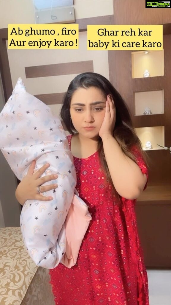 Neha Marda Instagram - every new mommies can relate this ..😝😂🧿 #nehamarda #mommy #mommylife #babygirl #mommylove #blessed