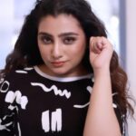 Neha Marda Instagram - i know I'm late for the trend ... but really wanted to do this🥲❤️ Makeuphair @ornate2019 #nehamarda