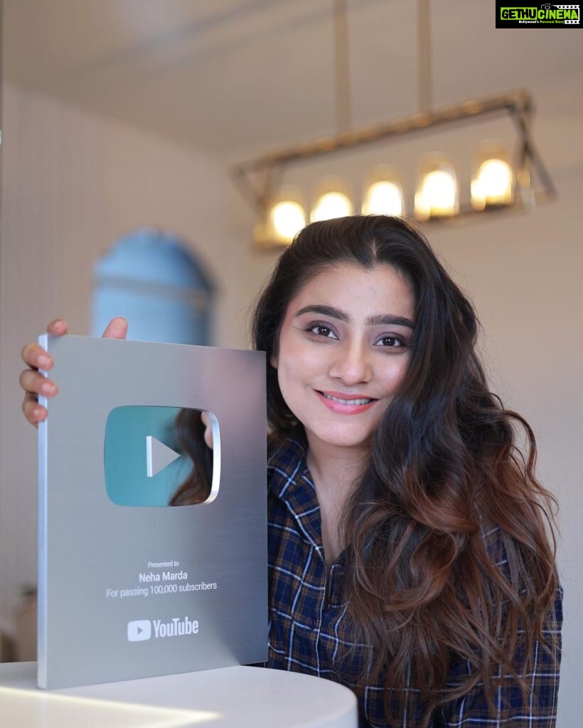 Neha Marda Instagram - Thank youu @youtubeindia for this surprise and Thank youu to all my people who supported me. This was much awaited and yes hard work pays offf ✨❤️ Youtube Link In Bio. @youtube @youtubeindia @youtubecreatorsindia @ytcreators #nehamarda #youtube #youtubeindia #youtubecreator