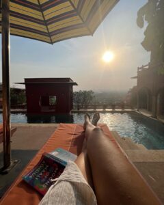 Nimrit Kaur Ahluwalia Instagram - // all things I love 💧 ☀️ 🌿 🌸 📖 🏊🏼‍♀️ #mumsbirthdaygetaway #nofilter Neemrana Fort Palace