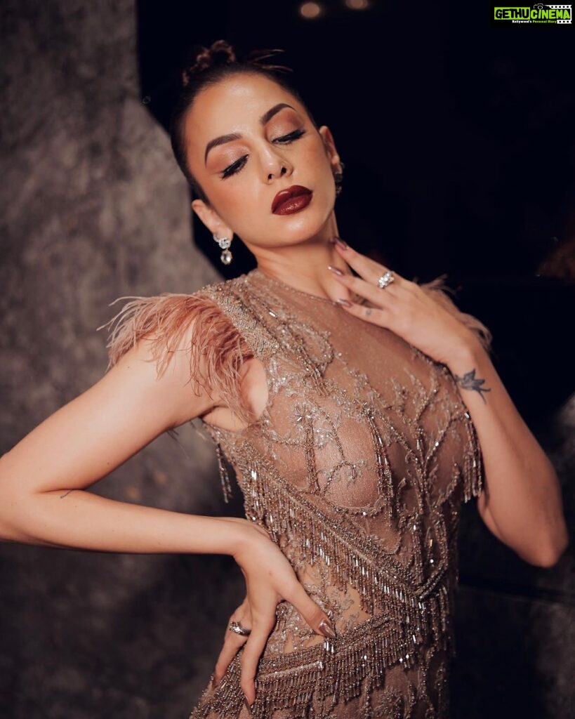 Nitibha Kaul Instagram - A glimmering evening of couture in and for my favourite duo @shantanunikhil ✨ What an absolute pleasure to witness your magic every time @nikhil1975 Earrings @gucci MUA @honeyahujaofficial Hair @hairgoalsbyjaya Location @tajpalacenewdelhi Pictures @lakshaydarganphotography Location @tajpalacenewdelhi #CoutureWeek #ICW23 #ShantanuNikhil #SNBride #BridalCouture #CoutureGown #WineLips #NKStyles Taj Palace, New Delhi