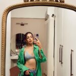 Nitibha Kaul Instagram - About last night 💚💙 Outfit @zara Bag @newbottega #OOTD #WhatIWore #FitCheck #CasualFashion #RelaxedFit Delhi, India