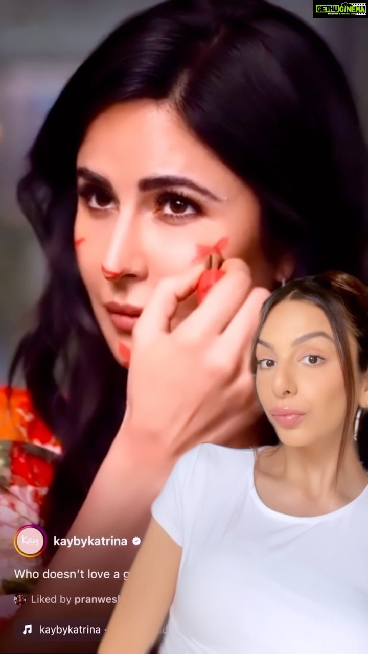 Nitibha Kaul Instagram - Testing out this super cool one lipstick makeup hack that I saw on @katrinakaif’s page! Monochrome makeup is quite in these days- quite liked how it turned out 😍 Would you try this makeup hack? #MakeupHack #RedLipstickHack #OneLipstickChallenge #MonochromeMakeup Delhi, India