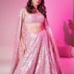 Nitibha Kaul Instagram - My take on the Indian Barbie 🎀 Save this audio for your Desi Barbie transitions 💓 Outfit @falgunishanepeacockindia Earrings @amamajewels Bag @douxamourindia MUA @shivolidogra_makeupartist Hair @hairgoalsbyjaya Video @jayshootin_ #DesiBarbie #BarbieCore #PinkLehenga #FalguniShanePeacock #IndianCouture #PinkOutfit #WeddingCouture #PinkAesthetic