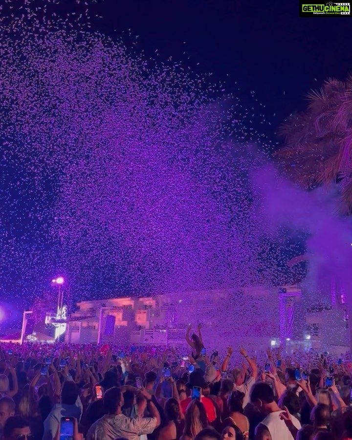 Nitibha Kaul Instagram - Last night in Ibiza at the iconic @ushuaiaibiza 🖤 & all I’m wondering is- how will any other place ever top this? The music, the energy, the venues, the people- its truly the best you can ever get. So glad that I finally made this dream trip happen 🖤 I’m definitely coming back for more 🚀 #NKInIbiza #NKTravels #NKsHotGirlSummer #SunsetVibes #IbizaLife #EuroTrip #EuropeanSummer #Spain #TravelGram #Ushuaia #DavidGuetta Ushuaia Ibiza