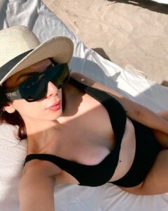 Nitibha Kaul Instagram - Son of a beach 🏝

Sunnies @versace @essilorluxottica
Bikini @hm 
Hat @houseofdawn.in 

#NKInIbiza #NKTravels #NKsHotGirlSummer #SunsetVibes #IbizaLife #EuroTrip #EuropeanSummer #Spain #TravelGram #BeachLife
