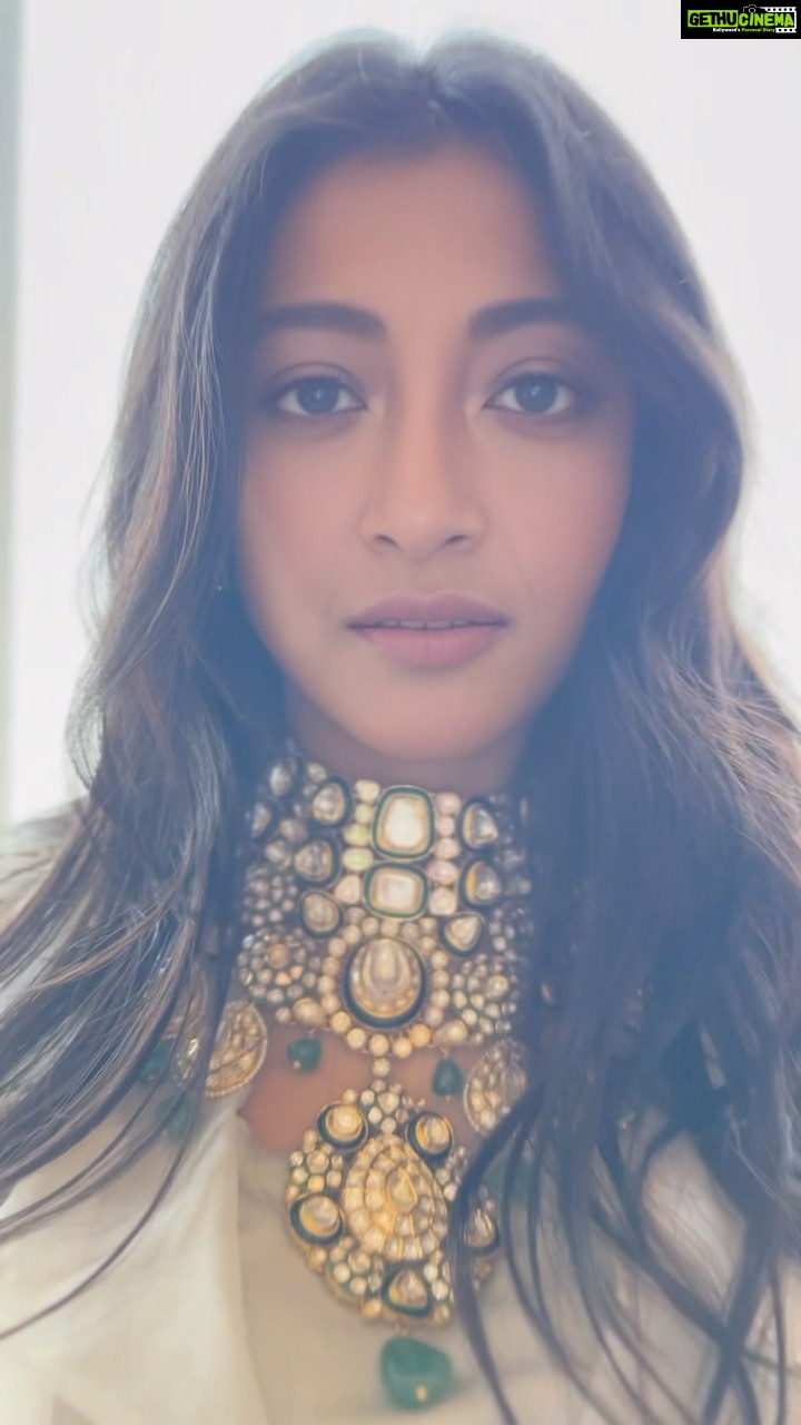 Paoli Dam Instagram - Portraits by @makeupartist_prasenjit . Beautiful @paoli_dam for @anandalok_abp ❤️❤️ Thank you @angshu_esque @asif.salam2023 ❤️❤️ Assisted by @sumana8775 @ankitabiswas2203 ❤️❤️ #makeupartist #makeupandhair #makeupartistprasenjit #portraitbyprasenjit ❤️ India