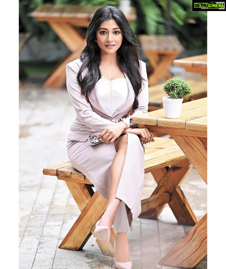 Paoli Dam Instagram - Unleash the power of your slay attitude and exude unapologetic confidence. . . Makeup & Hair by @aniruddhachakladar Styling by @neelsaha_styled_by_blue Outfit by @velvetdori.suravika Photographed by @somnath_roy_photography Location - @thepark_kol Shoot for the special birthday edition of @sanandamagazine @sarkar_roy_moumita @i_payel @itzmadhurima ❤️ . . . . #photoshoot #photographs #slay #attitude #fashion #sanandaturns37 #sanandamagazine #instapost #potd #instafit #instamusic #instasnaps #outfitoftheday #instagram #paolidam #paolidamofficial
