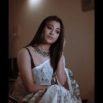 Paoli Dam Instagram – II একেলা রই অলসমন, নীরব এই ভবনকোণ,
 ভাঙিলে দ্বার কোন্‌ সে ক্ষণ অপরাজিত ওহে ll
.
.
.
.
#portrait #portraitphotography #sepiatone #photoshoot #favoriteone #lookoftheday #sareelove #blackandwhite #newpost #sareeaddict #instagood #instapost #instagram #instafit #paolidam #paolidamofficial