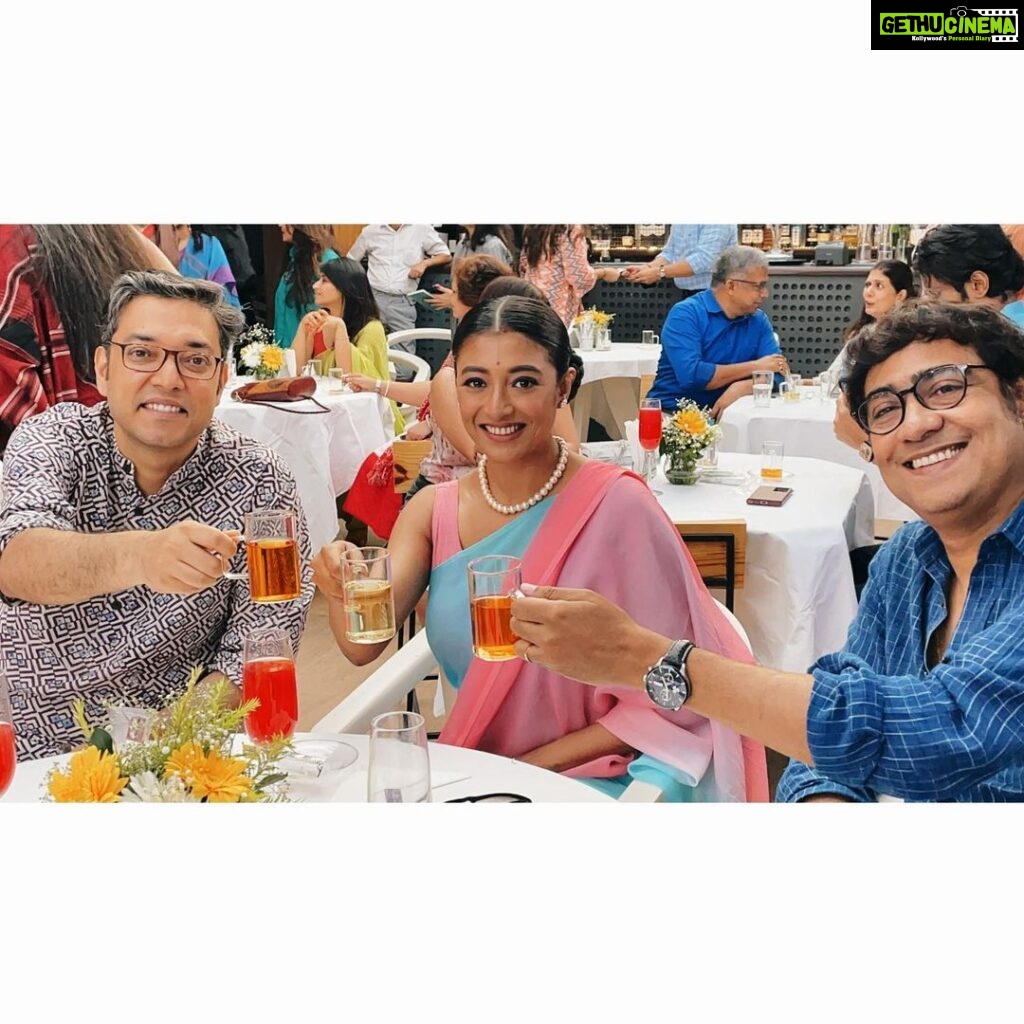 Paoli Dam Instagram - A hearty adda over some tea is a hug to the heart and spirit. Thank you @calcuttatimes , @chandrimapal , @ruman_ganguly for such a fun-filled afternoon! . . . . #internationalteaday #adda #tealover #hugtotheheart #teadaycelebration #lovelyevent #fullfilledafternoon #chailover #instapost #instaevent #calcuttatimes #instacarousel #potd #instagood #instagram #paolidam #paolidamofficial
