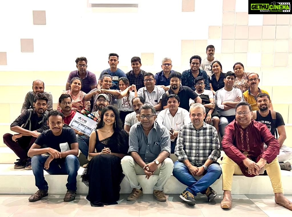 Paoli Dam Instagram - It’s a wrap ! . . . . #ektushoreboshun #pashapashi #itsawrapp #wrappedup #teamwork #newfilm #comingsoon #workmodeon #instapost #workupdate #potd #newproject #instagood #instadaily #potd #instawork #paolidam #paolidamofficial