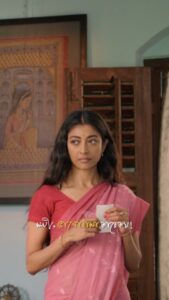 Paoli Dam Instagram - তোমরা যে বলো দিবস-রজনী 'ভালোবাসা' 'ভালোবাসা'... Full audio album of #RNTProject out now on #SVFMusic: Link in bio | Music arranged & directed by @arindom.chatterjee. @paoli_dam @mitralopamudra #ShokhiBhabona #RabindraJayanti #RabindraSangeet