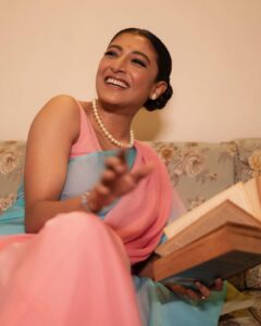 Paoli Dam Instagram - Colour , Effervescent , Luminosity !
Makeup and hair - @abhijitpl2  @sanandalaha 
Photographed by - @sourav3934 
.
.
.
#colours #effersvescent #luminosity #portraits #photographs #carousel #newpost #saree #portraitphotography #instafashion #instagram #instagood #instadaily #potd #ootd #paolidam #paolidamofficial