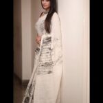 Paoli Dam Instagram – || अक्सर तुमसे मिलकर मुझको
घर सा लगता है ,
फिर क्यूँ दिल ही दिल में कोई
डर सा लगता है ||
.
.
.
#portrait #saree #blackandwhite #traditional #portraitphotography #instafit #instapost #ootd #lookofthatday #instagood #potd #photoshoot #instamood #instagram #carousel #newpost #instaphoto #paolidam #paolidamofficial