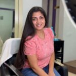 Papri Ghosh Instagram - “Indulge in the ultimate hair spa experience and let your locks embrace pure luxury! Nourish your locks, indulge in a luxurious hair spa experience!” DM /Call for Queries and appointments 👇 Contact👉 +91 98400 94466, 044-24950922 Appointment Link: https://app.zceppa.com/r/#/customer/book-appointment/lDZcwG Facebook: https://www.facebook.com/mahafamilysalon.mylapore/ Instagram: https://www.instagram.com/mahafamilysalon.mylapore/ #mahafamilysalon #familysalon #salon #chennai #mylapore #hair #hairstyle #haircut #hairstyles #hairstylist #haircolor #hairdresser #hairgoals #hairdo #hairfashion #hairoftheday #haircare #hairsalon #haircolour #hairspa #spa #hairsmooth #spatime
