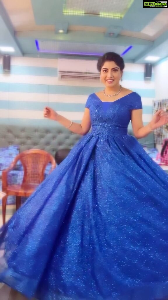 Papri Ghosh Instagram - #transition #reelsinstagram #blue #princess #gown #actress #suntv #serial #skv #awards