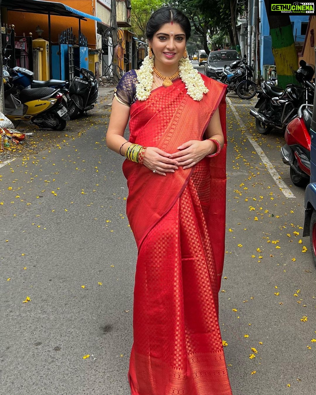 Papri Ghosh Instagram - Happy Motherβs Day to all the goddesses of the world whom we call mother ππ€°π»π€±π»π©βπ§βπ¦ #kayal #pandavarillam #actress #mothersday #motherhood #goddess #world #saree @queenz_collectionz #jewellery @shrinanjils_fashion