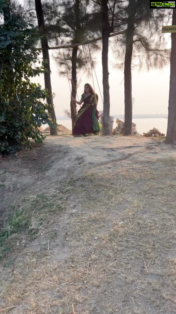 Papri Ghosh Instagram - Getting ready to say goodbye to 2022 #trending #song #reels #sunset #swing #enjoy #goodbye2022 #actress #suntv #actress