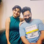 Paridhi Sharma Instagram - Once again wishing you a very happy birthday dear Kulu❤️ My first friend of Mumbai🌸 The journey with you is always being special... Had so many memories with you, which I have always cherished.. Thanks for being part of my life❤️ @kulvinderbakshish #friend #birthdaycelebration #happiness #share #oldfriend #happytimes
