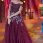 Paridhi Sharma Instagram – Aayiye….
#behindthescenes #betweenshoots #funtime #justforfun #actress
Styled by – @stylebyriyajn
Assisted by- @salonitandel_
Outfit- @riyazreshmagangjilibas @riyazgangjilibas @reshmariyazgangjilibas
Jewellery- @shillpapuriidesignerjewellery & @shagnaofficial × @mediatribein
Coordinated by- @sixsigmanetworks