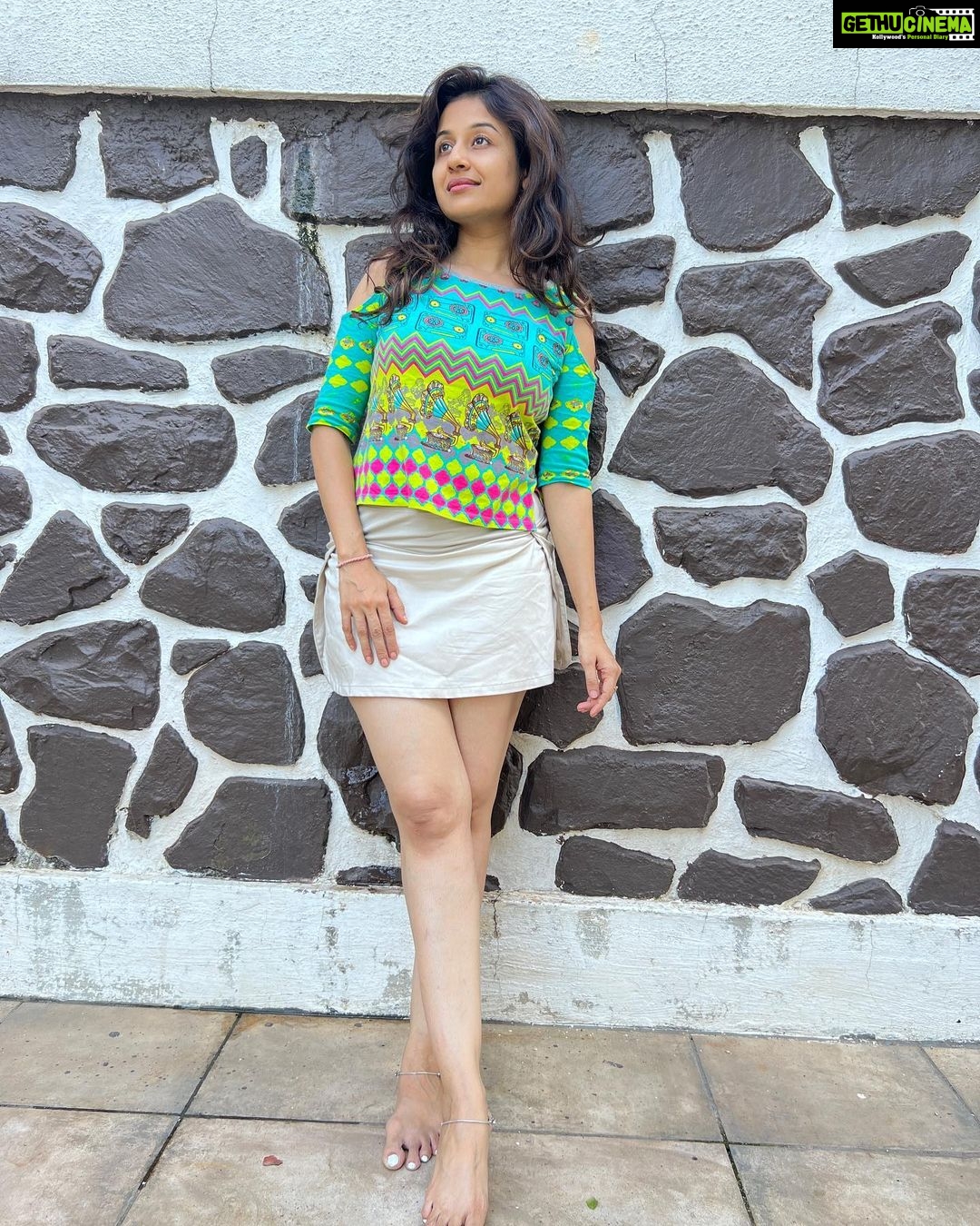 Paridhi Sharma Instagram - You are enough. A thousand times enough. #valuingoneself #nature #openair #green #holidaymood #exploration #gratitute