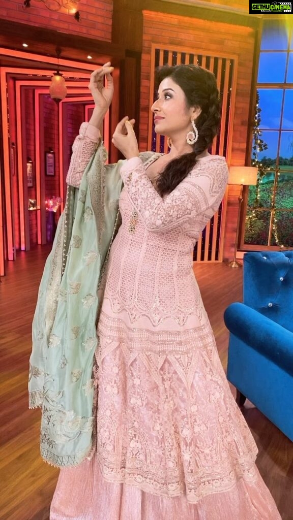 Paridhi Sharma Instagram - Deewani❤️ #randomdance #onset #lovefordance #deewani Styled by- @stylebyriyajn Assisted by- @salonitandel_ Outfit- @nehamehtacouture Jewellery - @tarannumjewelry Coordinated by- @sixsigmanetworks
