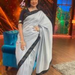 Paridhi Sharma Instagram – You wanna fly, you got to give up the shit that weighs you down…
#sari #newlook #thoughts #sikho #educationbasedshow #mindful #freedom #liberation #beyou