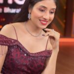 Paridhi Sharma Instagram - Everywhere you go, take a smile with you.. #smile #newlook #actress #paridhisharma Styled by - @stylebyriyajn Assisted by- @salonitandel_ Outfit- @riyazreshmagangjilibas @riyazgangjilibas @reshmariyazgangjilibas Jewellery- @shillpapuriidesignerjewellery & @shagnaofficial × @mediatribein Coordinated by- @sixsigmanetworks