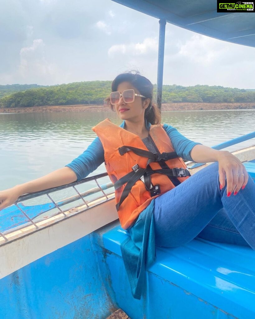 Paridhi Sharma Instagram - Sometimes being lost is the best way to find yourself... #lostinthenature #naturelover #water #boat #travel
