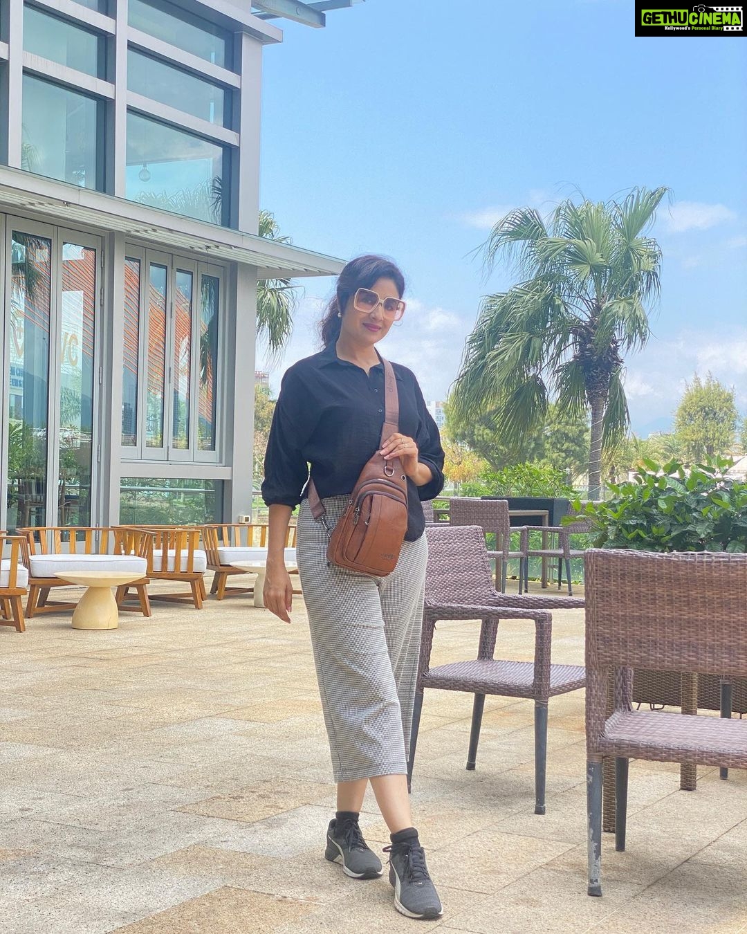 Paridhi Sharma Instagram - “Some beautiful paths can’t be discovered without getting lost.” #travel #explore #find #journey #expierencelife