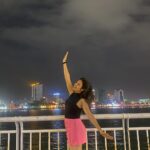 Paridhi Sharma Instagram - 😎😝🥳 #mastitime #freemind #travelling #vietnamstreet #music