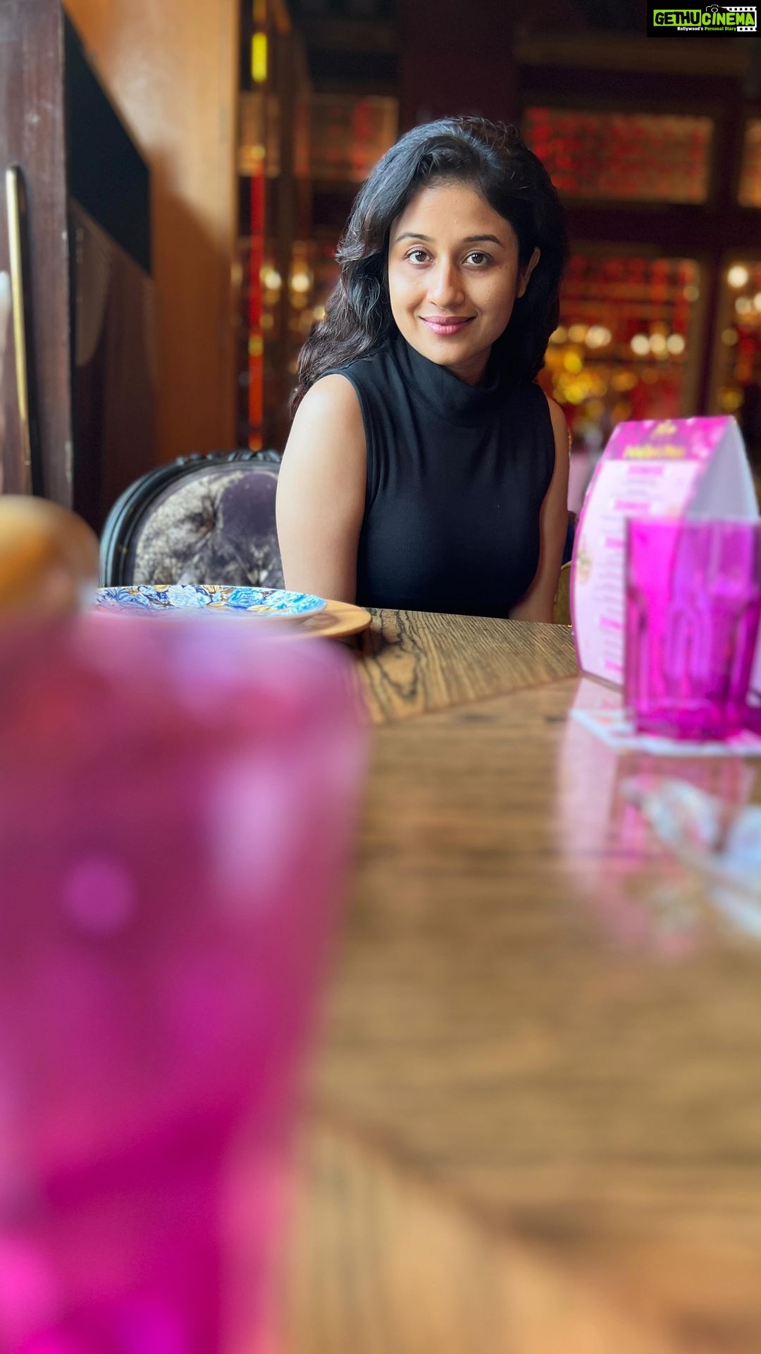 Paridhi Sharma Instagram - Happy Valentine's Day 🌸 #selflove #red #valentineday #musicison