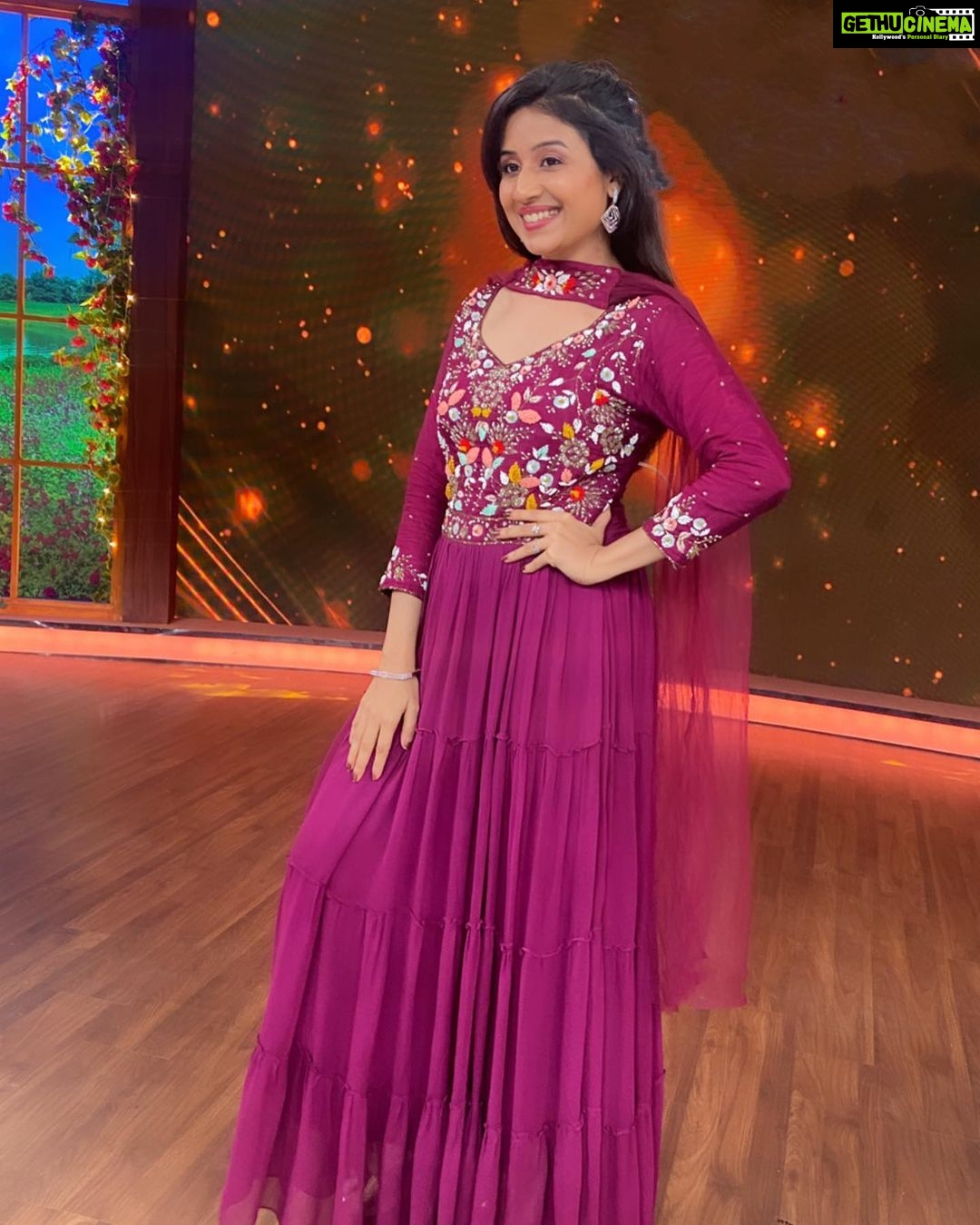 Paridhi Sharma Instagram - Be so completely yourself that everyone else feels safe to be themselves, too... #pink #newlook #actor Stylist- @stylebyriyajn Assisted by- @salonitandel_ Outfit- @rajkumari_by_richahaware Jewellery - @shagnaofficial × @mediatribein Coordinated by- @sixsigmanetworks