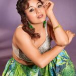 Paridhi Sharma Instagram - Eyes speaks louder than words.. #photoshoot #gogreen #posing #newlook #actress #modeling Exclusively styled by @styedbymohitkapoor @kapoormohit888 Wearing @kazi.samira Photography @maanoj77 Hair & Makeup @beautybythebeastt Styling Asst @anitamallik3020 Footwear by @footfuel_ PR @teamgolecha