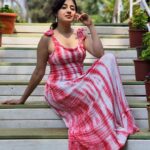 Paridhi Sharma Instagram - No matter how plain a woman may be, if truth and honesty are written across her face, she will be beautiful. #monday #pink #nature #innerbeauty #pose #instapic