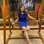 Paridhi Sharma Instagram - Boomerang effects 😀 #blue #fun #kishhu #laugh