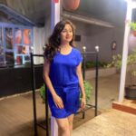 Paridhi Sharma Instagram - Boomerang effects 😀 #blue #fun #kishhu #laugh