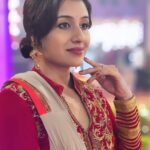 Paridhi Sharma Instagram - In the end we discover that to love and let go can be the same thing.. #loveforcaptions #mindfulthought #sari #wedding #red #indianlook
