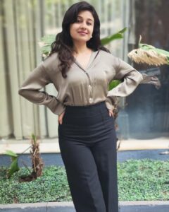 Paridhi Sharma Instagram - I can be changed by what happens to me. But I refuse to be reduced by it.
#embraceyourself #beauthentic #valueyourownself #selflove #style #posing
