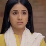 Paridhi Sharma Instagram - The only thing I carry while acting is honesty ❤️ Thanks for the edit🌸 #acting #scene #emotional #throwback