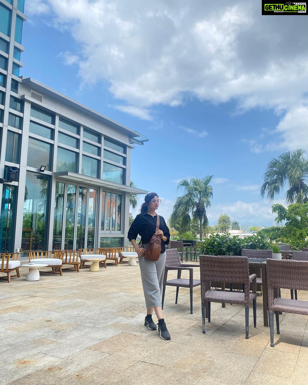 Paridhi Sharma Instagram - “Some beautiful paths can’t be discovered without getting lost.” #travel #explore #find #journey #expierencelife