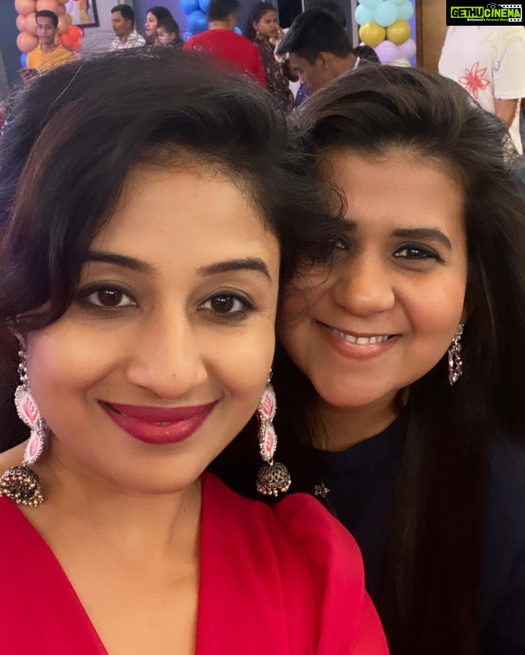 Paridhi Sharma Instagram - Once again happy birthday cutest @anishq2021 Happy time ❤️ #kishhu #ridharv #anishq #2years #baby #birthdaytime #funfoodmasti @aniruddh_dave @shubhiahuja @iam_ashu.sharma @silverbell.networks