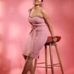 Paridhi Sharma Instagram - Follow your dreams, they know the way.. #dreamer #photoshoot #newlook #posing #actress #instapic #pink #camerafriendly #smile Exclusively styled by @styedbymohitkapoor @kapoormohit888 Wearing @kazi.samira Photography @maanoj77 Hair & Makeup @beautybythebeastt Styling Asst @anitamallik3020 Footwear by @footfuel_ PR @teamgolecha