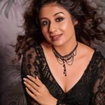 Paridhi Sharma Instagram - I know my worth. I embrace my power. I say if I'm beautiful. I say if I'm strong. You will not determine my story. I will. #power #wisdom #loveyourself #respectyourself #beawoman #realone #blacksari #photoshoot Exclusively styled by @styedbymohitkapoor @kapoormohit888 Wearing @kazi.samira Photography @maanoj77 Hair & Makeup @beautybythebeastt Styling Asst @anitamallik3020 Footwear by @footfuel_ PR @teamgolecha