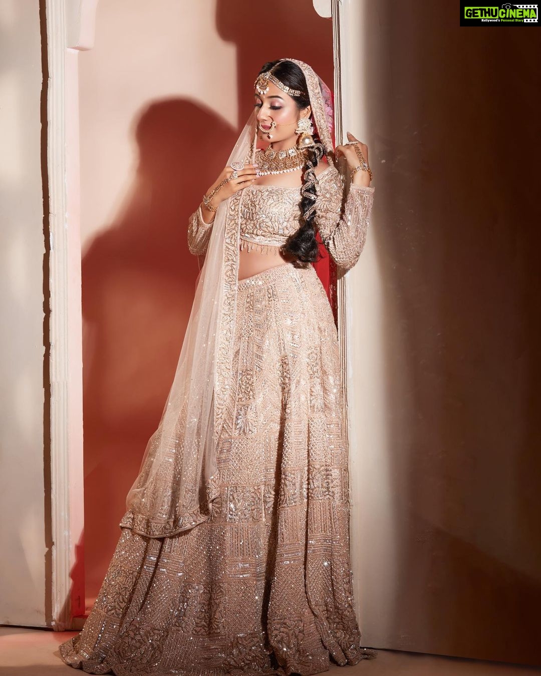Paridhi Sharma Instagram - Pressing our most favourite Jodha in my style 🧿 Very pretty @paridhiofficial Exclusively styled by @styedbymohitkapoor @kapoormohit888 Wearing @frontierphagwara Photography @maanoj77 Hair & Makeup @beautybythebeastt Styling Asst @anitamallik3020 Footwear by @footfuel_ PR @teamgolecha #actress #actor #love #model #bollywood #beautiful #hollywood #film #beauty #movie #fashion #photography #instagram #instagood #movies #follow #acting #like#cute #art #photoshoot #tollywood #photooftheday #actorslife #music #celebrity #jodha #jodhakabar #paridhisharma #paridhi Mumbai, Maharashtra